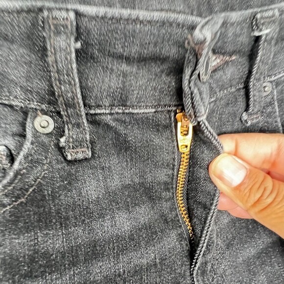 Levi's Premium 711 Skinny Black Stone Wash Denim Women's Jeans Sz. 25 - Picture 3 of 12